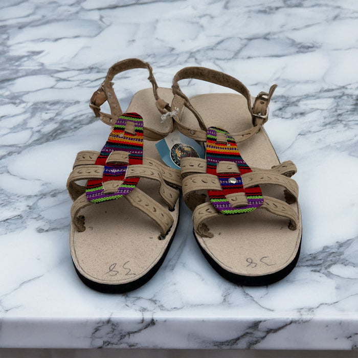Sandalia Bohemio con Detalles Étnicos